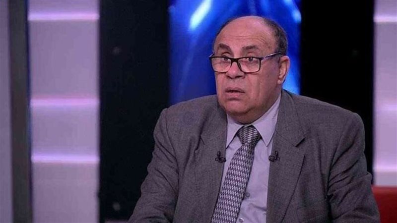 الدكتور مبروك عطية