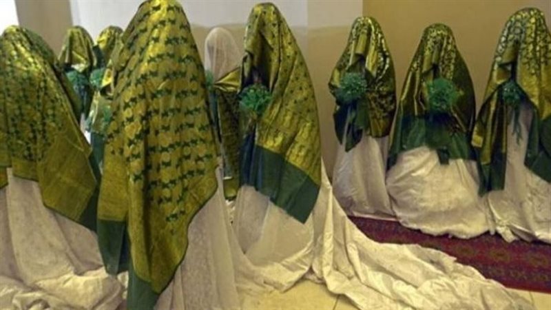 عرائس خلال مراسم