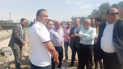 تطوير وتوسعة طريق 21 بمركز الصف تمهيدا لبدء أعمال الرصف | صور