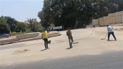 إزالة منزلين وكشك مخالف في أبو النمرس | صور