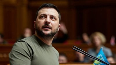 تقرير: زيلينسكي سيواجه موقفا صعبا حال عرض بوتين وقف إطلاق النار