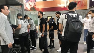 بدون إيهاب جلال.. بعثة منتخب مصر تصل مطار القاهرة بعد الخسارة أمام كوريا 