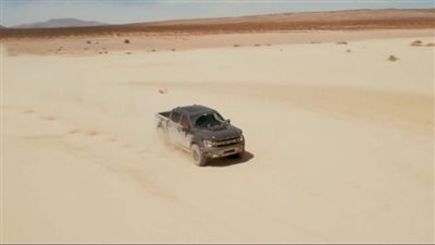 تعرف على مهارات سيارات فورد اف 150 رابتور R|فيديو