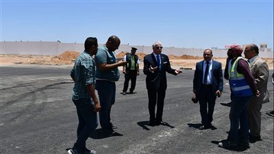 خالد فودة يتابع أعمال تطوير الطرق وإنشاء الكباري استعدادًا لمؤتمر تغير المناخ