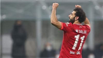 الكاف يحتفل بعيد ميلاد محمد صلاح | فيديو