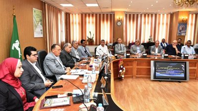 محافظ الشرقية يترأس اجتماعا موسعا استعدادا لامتحانات الثانوية العامة 