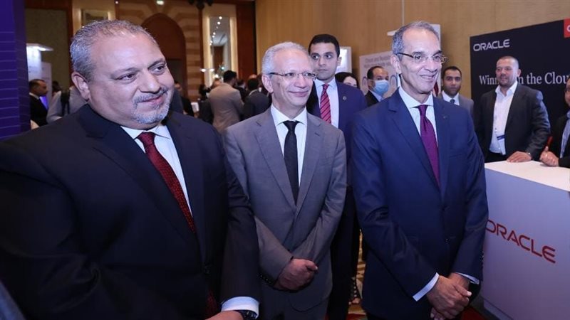قمة مدراء تكنولوجيا