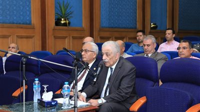 طارق شوقي: كتيب المفاهيم يتم توزيعه على الطلاب يوم الامتحان.. وسيتم استخدامه في السنوات المقبلة