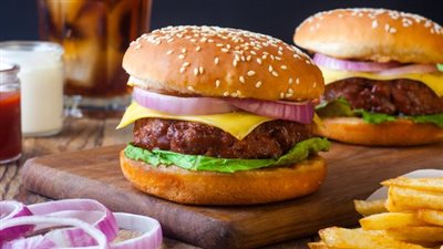 طريقة عمل الهمبرجر فى البيت لإسعاد أسرتك