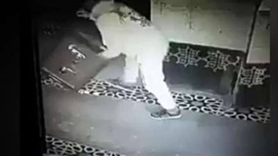 أول إجراء من وزارة الأوقاف على واقعة سرقة صندوق تبرعات من مسجد بالغربية