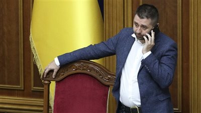 مسئول أوكراني يكشف عن حصيلة يومية مؤلمة لقتلى وجرحى القوات الأوكرانية في دونباس