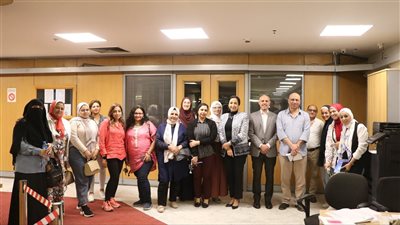 تحديث الصناعة ينظم ورش عمل حول الأساليب الحديثة في التسويق | صور