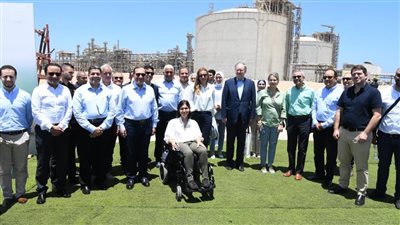 الملا والمفوضة الأوروبية للطاقة ووزيرة الطاقة الإسرائيلية يتفقدون مشروعات الغاز الطبيعي