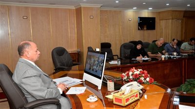 محافظ أسيوط: رصد المتعدين على الأراضى الزراعية لحذفهم من التموين