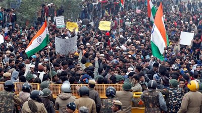 احتجاجات غاضبة تضرب الهند