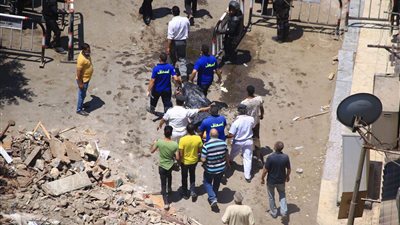 ارتفاع ضحايا عقار الظاهر المنهار إلى 5 أشخاص