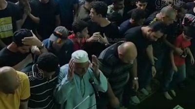 تشييع جنازة الطفل يوسف ضحية سرقة هاتفه المحمول على يد صديقه في المحلة|فيديو