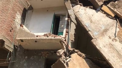 انهيار جزئي لعقار قديم بباب الشعرية