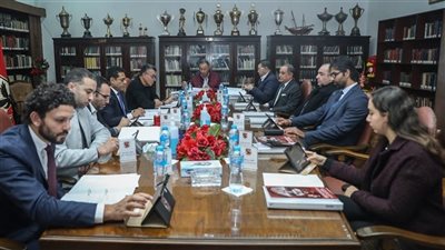 أخبار الرياضة | الأهلي يطلب تعويض 5 ملايين دولار من اتحاد الكرة.. وانسحاب الإسماعيلي من كأس مصر