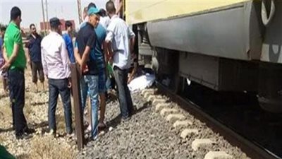 مصرع زوج وإصابة زوجته صدمهما قطار خلال عبور مزلقان في الغربية