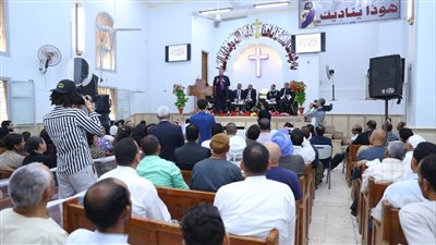 رئيس الإنجيلية يشارك في حفل تنصيب القس إبراهيم ناجح راعيًا لكنيسة ميانة المنيا