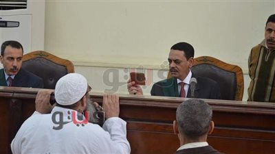 مشاهد من محاكمة متهمي 