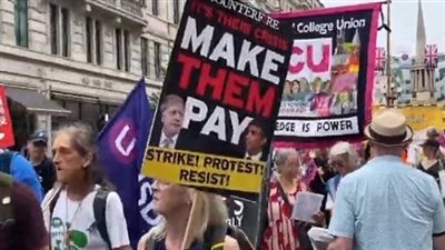 احتجاجات في لندن تطالب بحل أزمة تكاليف المعيشة