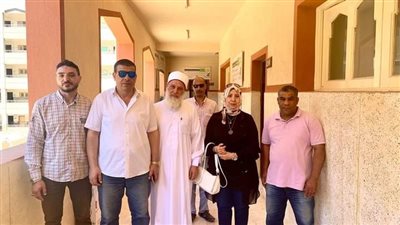 الوكيل الثقافي للإسكندرية يتفقد لجان امتحان الثانوية الأزهرية