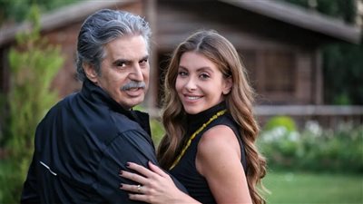 عباس النوري: مقدرش أطلق زوجتي لأن العصمة بيدها | فيديو