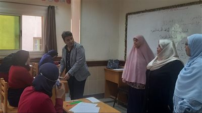 مدير التأمين الصحى يتفقد لجان امتحانات المعهد الفني للتمريض ببني سويف