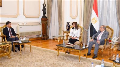 وزيرة الهجرة: نثمن التعاون البناء مع الإنتاج الحربي