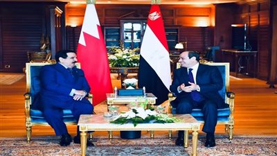 سفير البحرين بالقاهرة: زيارة حمد إلى مصر تأكيد لعمق العلاقات الأخوية التاريخية الوثيقة والمتنامية بين البلدين.. وتعزيز الشراكة الاقتصادية ودعم التبادل التجاري والاستثماري