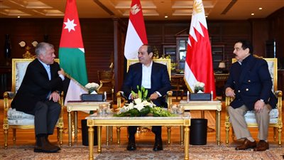 شاهد.. قمة مصرية أردنية بحرينية بشرم الشيخ