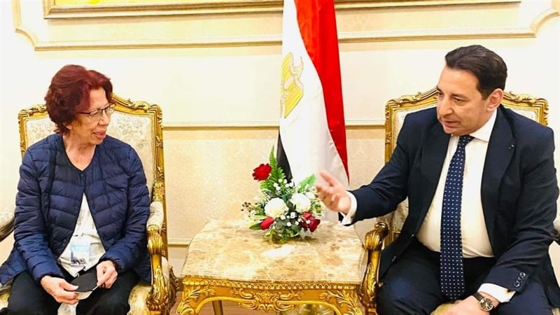 نائبة وزير خارجية