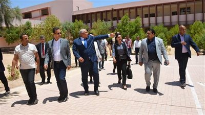 محافظ الوادي الجديد: إنشاء أول مدرسة للتكنولوجيا التطبيقية 