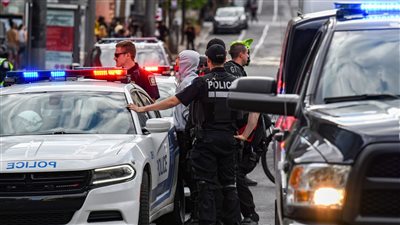 اعتقال مخرج حائز على الأوسكار بتهمة الاعتداء الجنسي