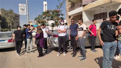 دخول الطلاب لجان الامتحانات بأول أيام ماراثون الثانوية العامة | فيديو
