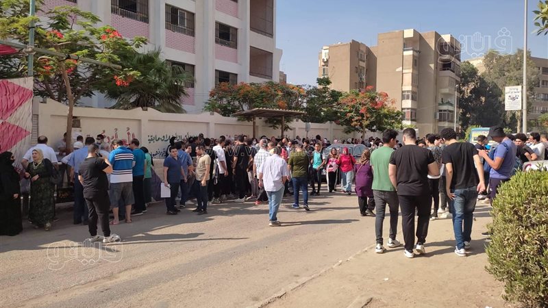 طلاب الثانوية العامة