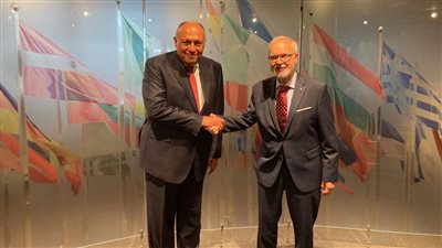 وزير الخارجية يؤكد أهمية مواصلة تعزيز التعاون بين مصر والبنك الأوروبي للاستثمار