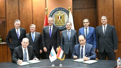 توقيع مذكرة تفاهم مع شيفرون الأمريكية بشأن نقل غاز شرق المتوسط عبر مصر