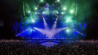 تفسير رؤية المشاهير في المنام وعلاقتها بالتسرع في القرارات والمكائد والخداع