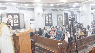 اسقف ابوقرقاص يترأس قداس لطلاب الثانوية العامة