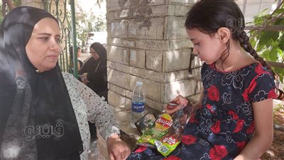 أم طالبة بالثانوية العامة أمام لجنة الامتحانات: 