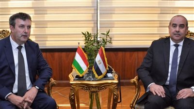 محمد منار يستقبل وزير التكنولوجيا والصناعة المجري