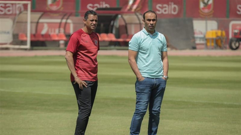 سيد عبد الحفيظ وقمصان