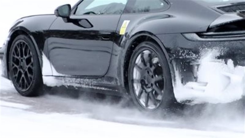 بورش 911 هايبرد
