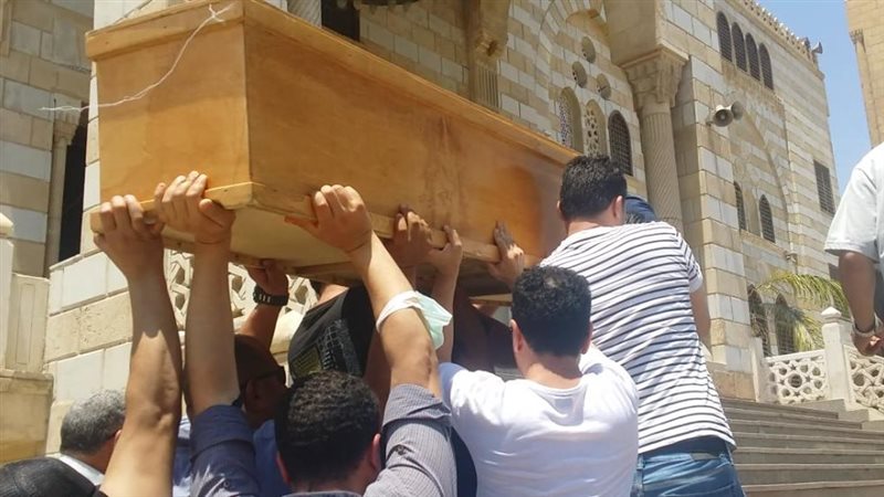 تشييع جثمان مسن،فيتو