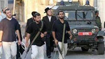 مستوطنون يقتحمون المسجد الأقصى وسط حماية شرطة الاحتلال الإسرائيلى