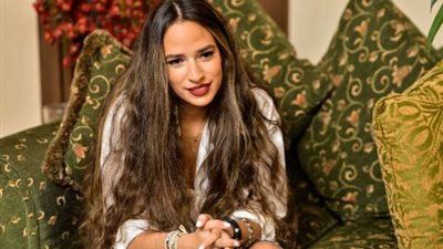 هنا إبراهيم يسري: عمري ما هعرف أوصل لمستوى والدي في التمثيل.. فيديو