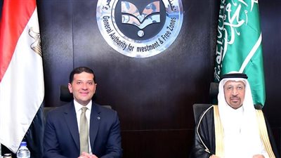 رئيس هيئة الاستثمار يلتقي نظيره السعودي لبحث جهود جذب الاستثمارات لمصر